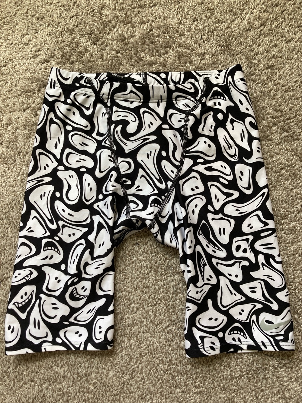 Nike swim hydrastrong swim trunks sz M smiley face
